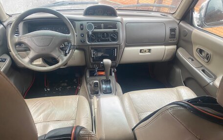 Mitsubishi Pajero Sport II рестайлинг, 2000 год, 500 000 рублей, 9 фотография