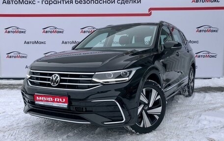 Volkswagen Tiguan II, 2023 год, 5 440 000 рублей, 1 фотография