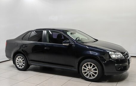 Volkswagen Jetta VI, 2010 год, 668 000 рублей, 5 фотография