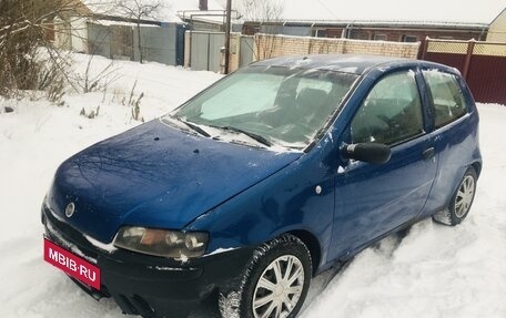 Fiat Punto III Punto Evo рестайлинг, 2002 год, 90 000 рублей, 2 фотография