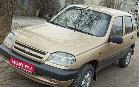 Chevrolet Niva I рестайлинг, 2004 год, 440 000 рублей, 6 фотография