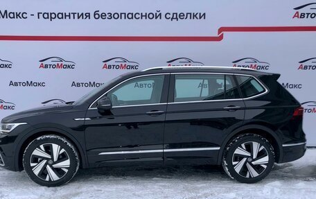 Volkswagen Tiguan II, 2023 год, 5 440 000 рублей, 6 фотография