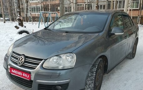 Volkswagen Jetta VI, 2010 год, 830 000 рублей, 4 фотография