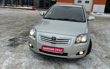 Toyota Avensis III рестайлинг, 2007 год, 899 000 рублей, 1 фотография