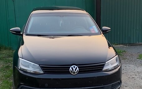 Volkswagen Jetta VI, 2012 год, 1 030 000 рублей, 12 фотография