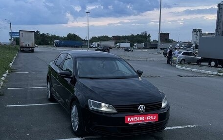 Volkswagen Jetta VI, 2012 год, 1 030 000 рублей, 8 фотография