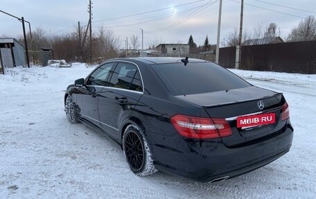 Mercedes-Benz E-Класс, 2012 год, 1 490 000 рублей, 4 фотография