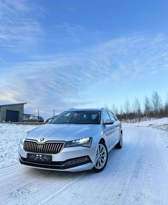 Skoda Superb III рестайлинг, 2020 год, 1 950 000 рублей, 4 фотография