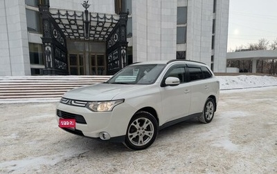 Mitsubishi Outlander III рестайлинг 3, 2013 год, 1 670 000 рублей, 1 фотография