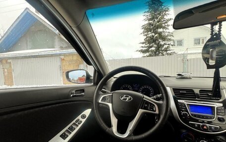 Hyundai Solaris II рестайлинг, 2012 год, 880 000 рублей, 16 фотография