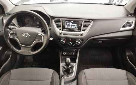 Hyundai Solaris II рестайлинг, 2022 год, 1 770 000 рублей, 9 фотография