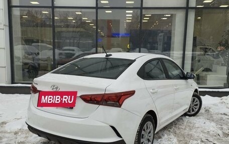 Hyundai Solaris II рестайлинг, 2022 год, 1 770 000 рублей, 8 фотография