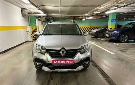 Renault Sandero II рестайлинг, 2020 год, 1 590 000 рублей, 12 фотография