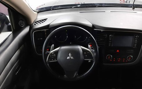 Mitsubishi Outlander III рестайлинг 3, 2012 год, 1 499 000 рублей, 11 фотография