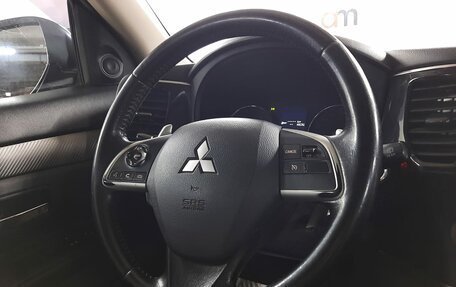 Mitsubishi Outlander III рестайлинг 3, 2012 год, 1 499 000 рублей, 13 фотография