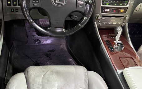 Lexus IS II рестайлинг 2, 2007 год, 990 000 рублей, 12 фотография