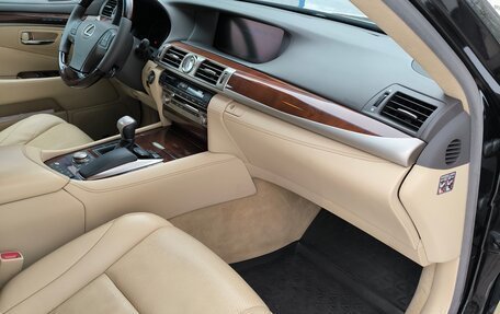 Lexus LS IV, 2013 год, 2 690 000 рублей, 26 фотография