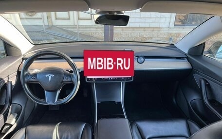 Tesla Model 3 I, 2018 год, 18 фотография