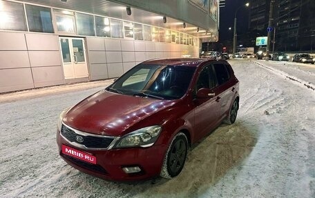 KIA cee'd I рестайлинг, 2010 год, 690 000 рублей, 1 фотография