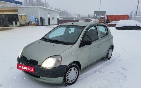 Toyota Yaris I рестайлинг, 2002 год, 380 000 рублей, 8 фотография