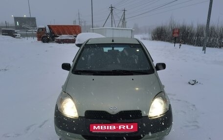 Toyota Yaris I рестайлинг, 2002 год, 380 000 рублей, 7 фотография