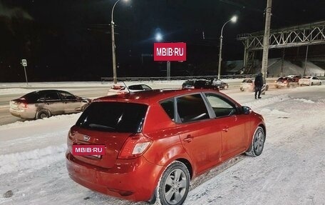 KIA cee'd I рестайлинг, 2010 год, 690 000 рублей, 4 фотография