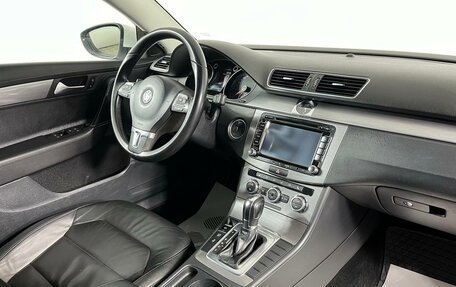 Volkswagen Passat B7, 2012 год, 1 380 250 рублей, 13 фотография