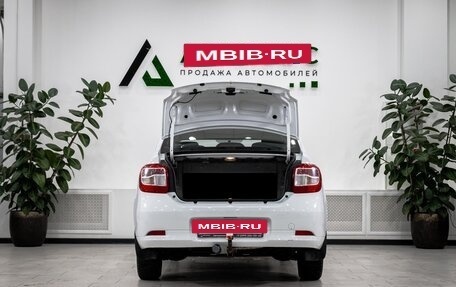 Renault Logan II, 2015 год, 802 000 рублей, 19 фотография