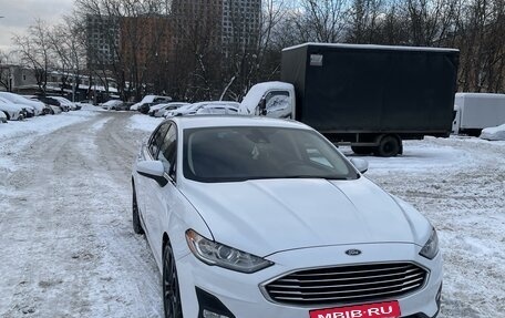 Ford Fusion (North America) II, 2019 год, 2 000 000 рублей, 3 фотография