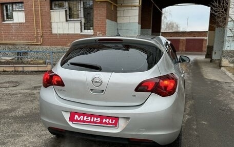 Opel Astra J, 2011 год, 570 000 рублей, 4 фотография