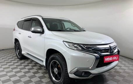 Mitsubishi Pajero Sport III рестайлинг, 2019 год, 2 648 000 рублей, 3 фотография