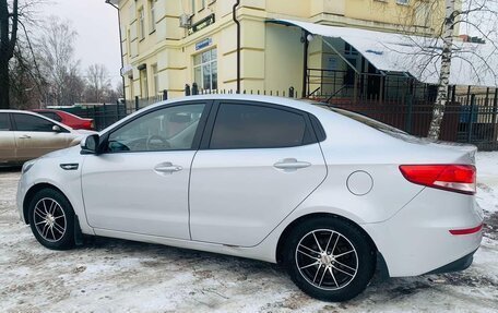 KIA Rio III рестайлинг, 2015 год, 750 000 рублей, 17 фотография