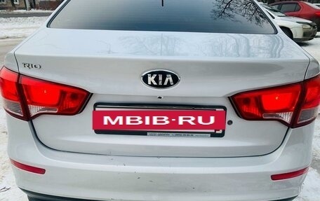 KIA Rio III рестайлинг, 2015 год, 750 000 рублей, 16 фотография