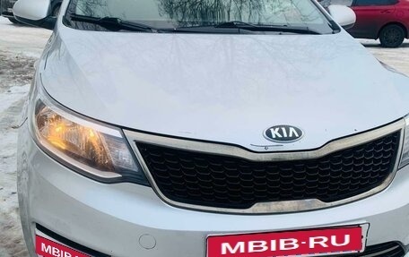 KIA Rio III рестайлинг, 2015 год, 750 000 рублей, 10 фотография