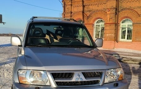 Mitsubishi Pajero III рестайлинг, 2005 год, 1 250 000 рублей, 1 фотография