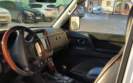 Mitsubishi Pajero III рестайлинг, 2005 год, 1 250 000 рублей, 4 фотография