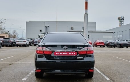 Toyota Camry, 2016 год, 1 890 000 рублей, 5 фотография