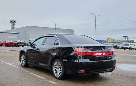 Toyota Camry, 2016 год, 1 890 000 рублей, 6 фотография