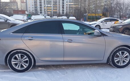 Hyundai Sonata VI, 2010 год, 990 000 рублей, 6 фотография