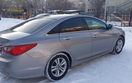 Hyundai Sonata VI, 2010 год, 990 000 рублей, 5 фотография