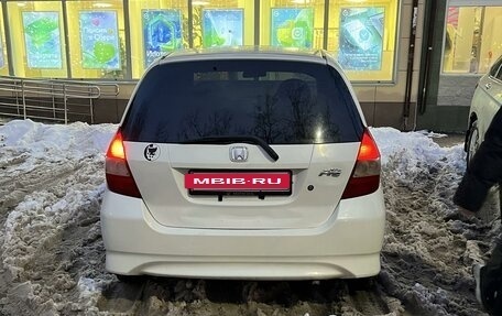 Honda Fit III, 2003 год, 600 000 рублей, 5 фотография