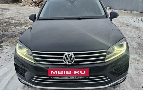 Volkswagen Touareg III, 2015 год, 3 700 000 рублей, 2 фотография