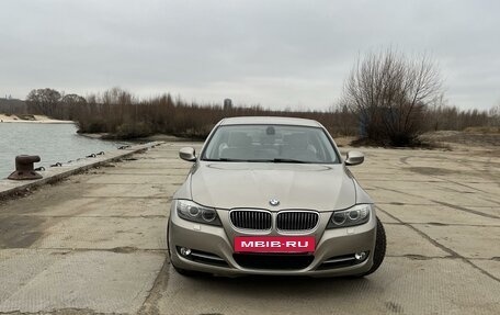 BMW 3 серия, 2011 год, 1 400 000 рублей, 3 фотография