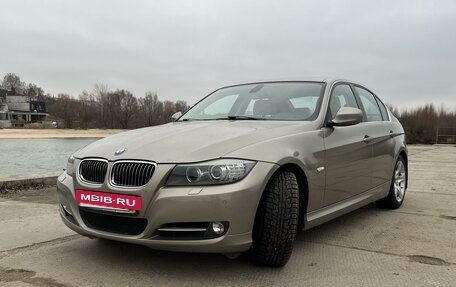 BMW 3 серия, 2011 год, 1 400 000 рублей, 4 фотография