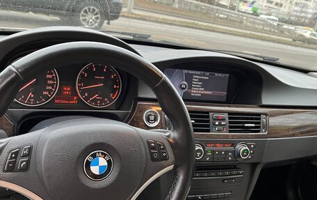 BMW 3 серия, 2011 год, 1 400 000 рублей, 7 фотография