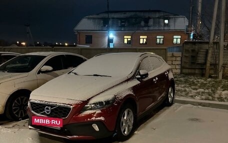 Volvo V40 II рестайлинг, 2014 год, 1 800 000 рублей, 2 фотография