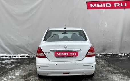 Nissan Tiida, 2010 год, 860 000 рублей, 6 фотография