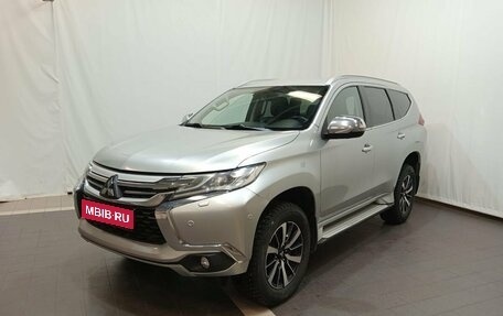 Mitsubishi Pajero Sport III рестайлинг, 2018 год, 2 775 000 рублей, 1 фотография