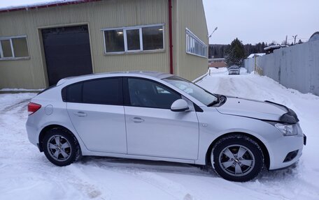 Chevrolet Cruze II, 2012 год, 920 000 рублей, 10 фотография