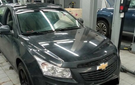 Chevrolet Cruze II, 2014 год, 850 000 рублей, 2 фотография